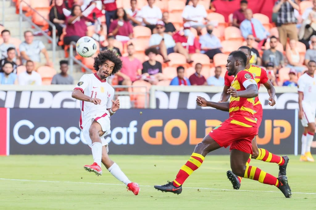 Catar se impuso con auroridad a Granada confirmando que viene en serio a la disputa de la Copa Oro.