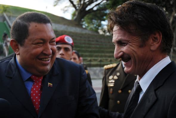 Sean Penn se reunió con el presidente Hugo Chávez en febrero de 2012 mientras realizaba trabajo humanitario para Haití. En aquella ocasión el actor manifestó su simpatía por el proceso político venezolano que lideraba Chávez. Se empezó a correr el rumor de que Penn era un agente encubierto de la CIA, porque después de la visita del actor, el mandatario enfermó gravemente y luego murió.