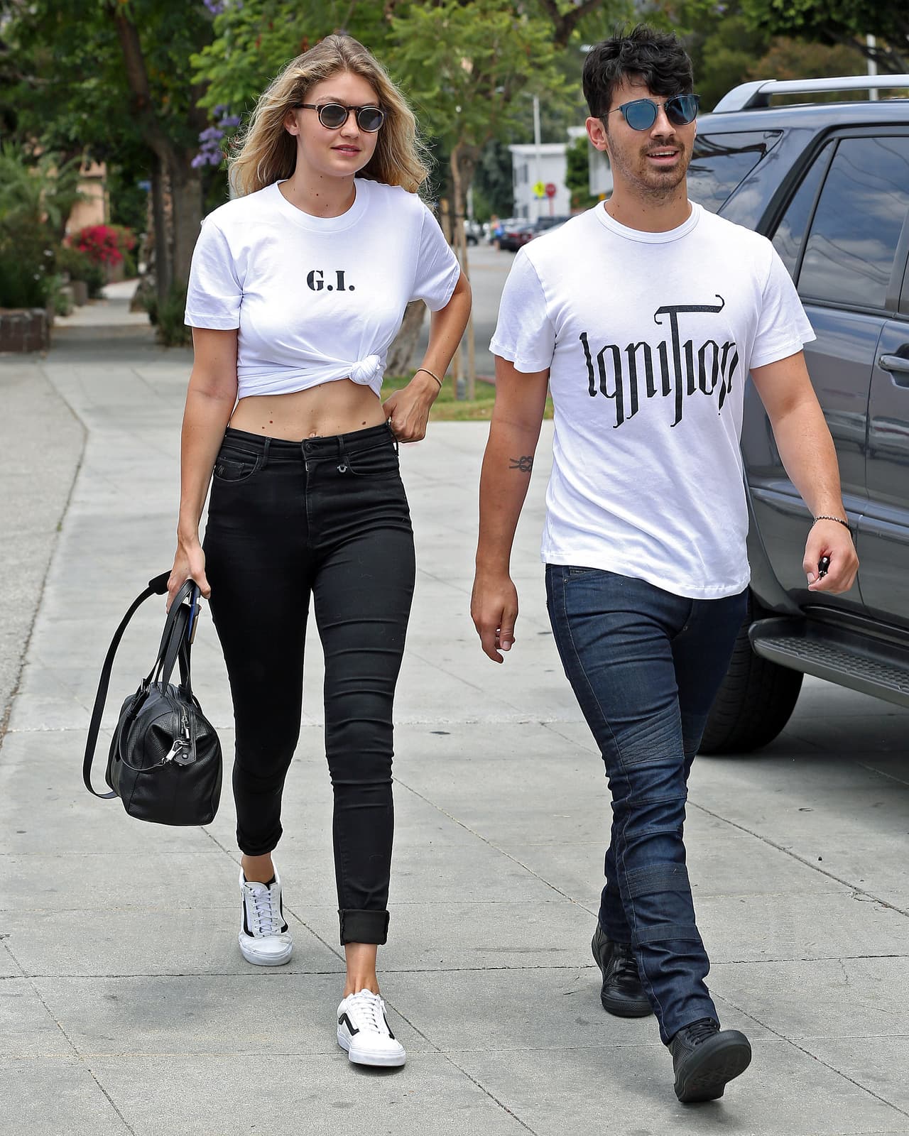 Ya veremos qué les tiene preparado cúpido más adelante.