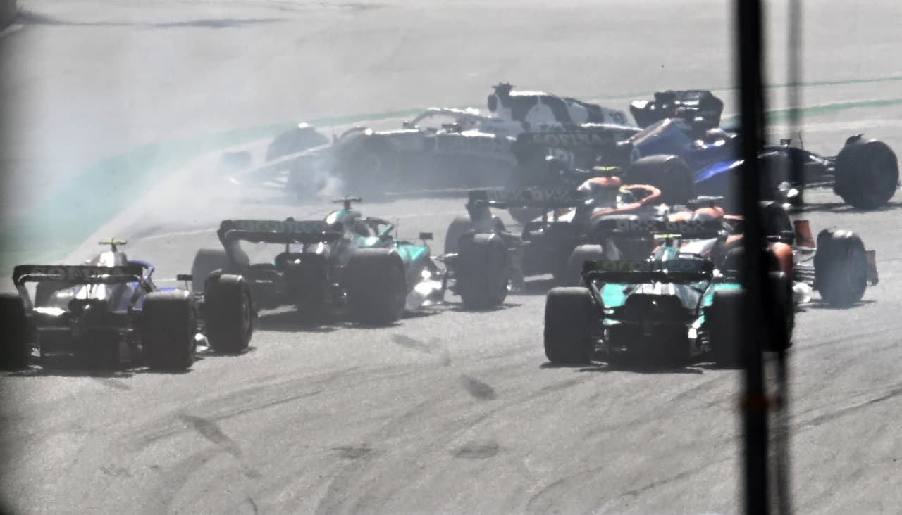 Al inicio del Sprint existió una colisión, por fortuna no pasó a mayores.
<br>