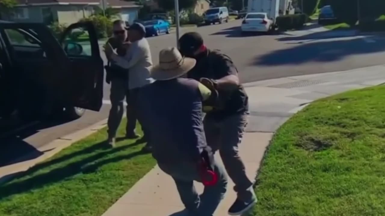 Agentes de ICE intentaron detener a un residente legal en redada migratoria en California