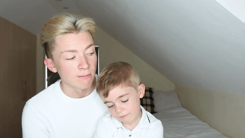 Ante la pregunta, el tierno Alfie respondió: "si te casas con un hombre, sería genial porque lo vi en una película. Un hombre amaba a otro hombre y todos decían que era genial".