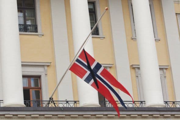 5. NORUEGA. Dos horas con 54 minutos es el tiempo que dedican los hombres en las tareas del hogar, mientras las mujeres ocupan tres horas con 46 minutos.