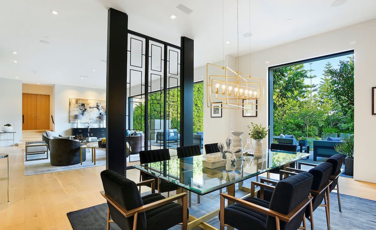 Foto a foto, se aprecia que la naturaleza ocupa un papel protagónico en este nido de amor.