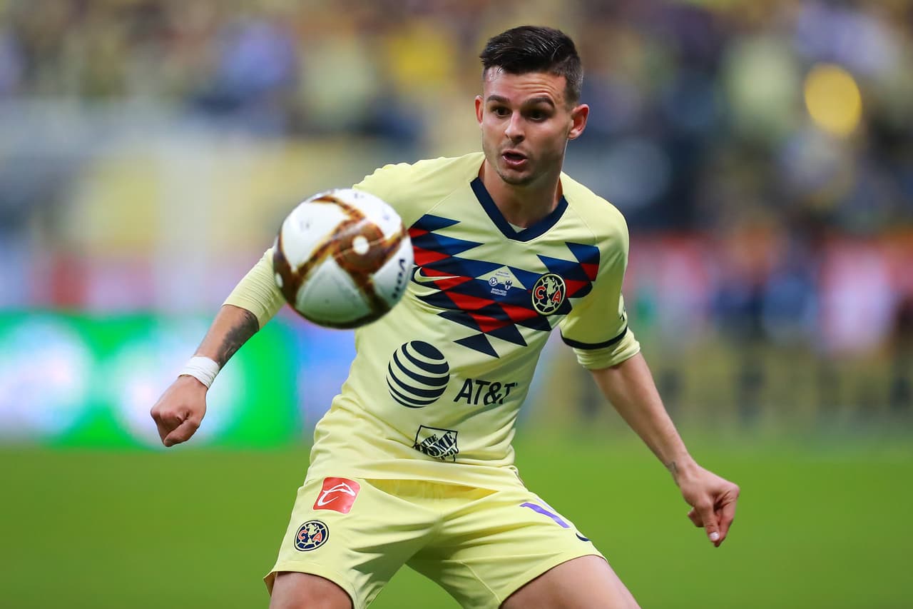 Cabe resalar que la Selección de Colombia anunció una rotura de ligamento cruzado anterior, y del menisco externo en la rodilla derecha del catracho, pero el Club América desmintió las especulaciones y aseguraron que valorarán a Benedetti en su regreso a México para dar un diagnóstico certero.