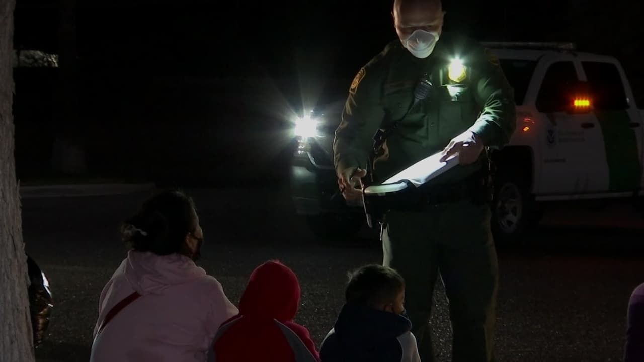 Texas registra alto flujo de niños no acompañados pese a caída histórica de inmigración