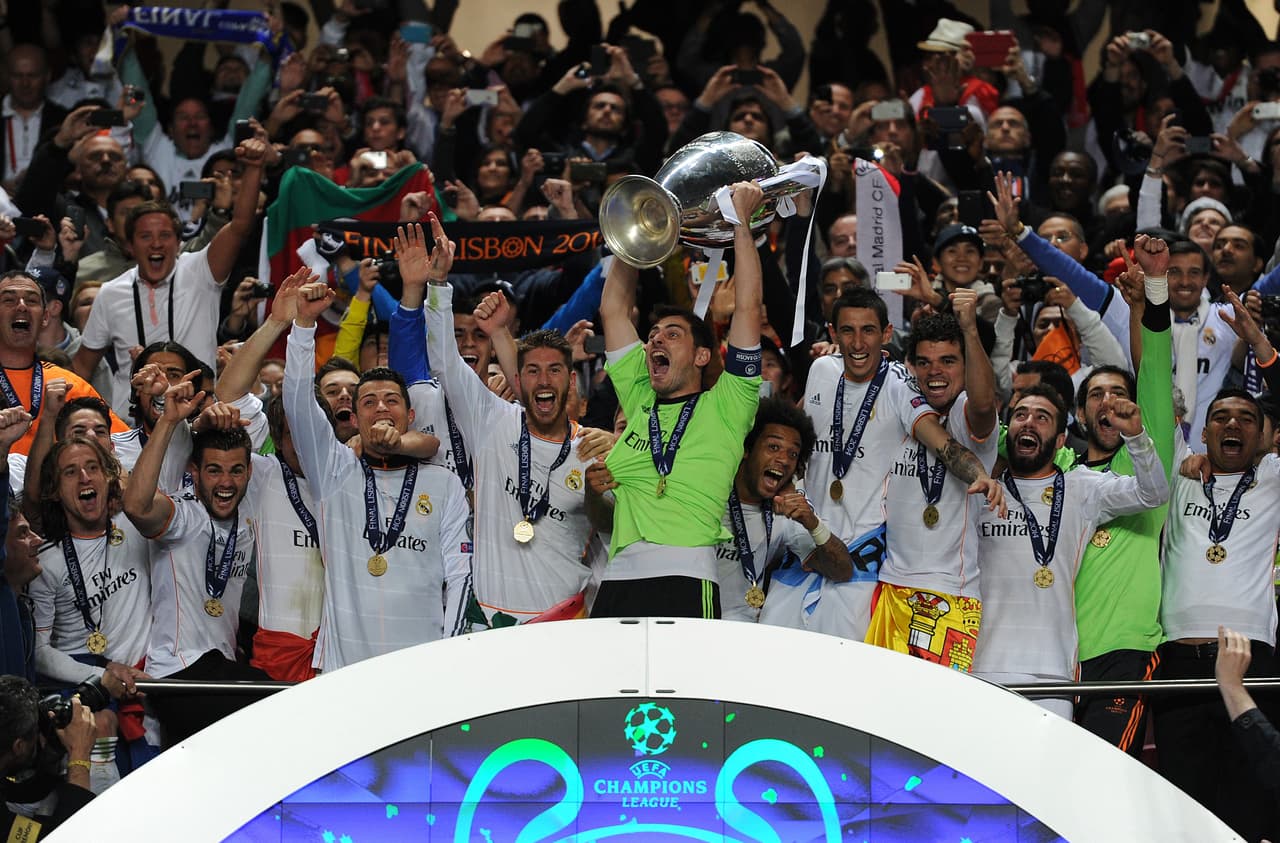 La salida de Mourinho y la llegada de Carlo Ancelotti le dio un segundo aire a Real Madrid, que vio como su capitán Iker Casillas volvía a lo más alto con una copa en sus manos, la Décima de Champions para Real Madrid y la tercera en su palmarés.