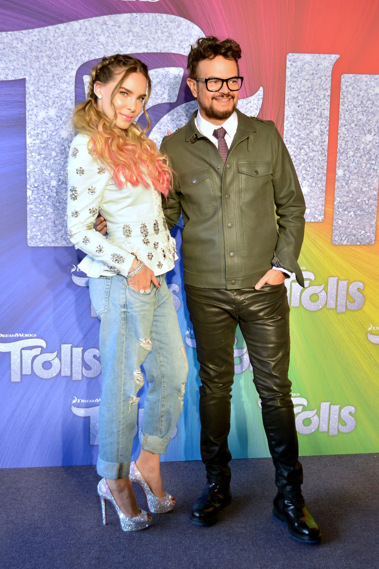 En la versión en inglés son Justin Timberlake y Anna Kendrick.