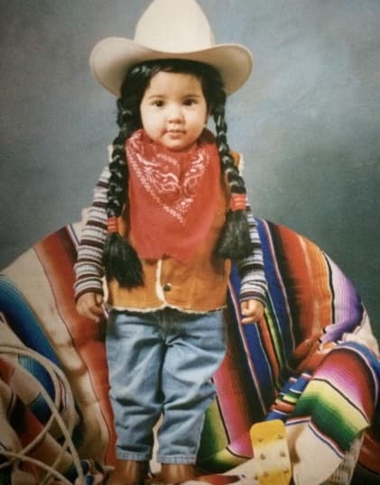 Si creías que habías visto todo, te mostramos esta linda foto con la que Becky celebra su cumpleaños.