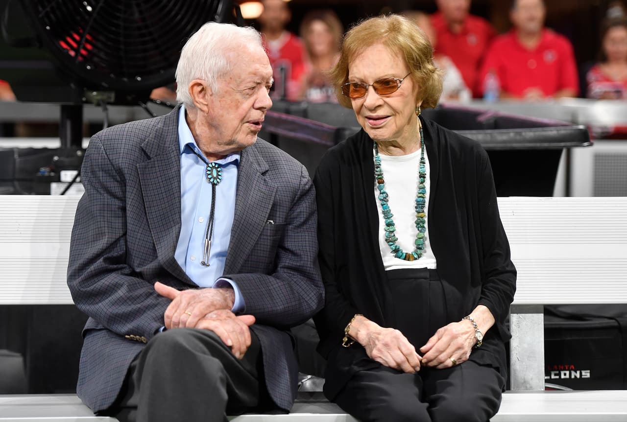 "Tenemos demasiadas personas invitadas", dijo Rosalynn Carter riendo. "De hecho, estoy orando por algunos rechazos y arrepentimientos".