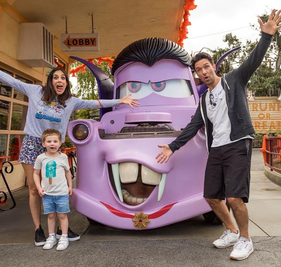 “Van en la misma escuela, entonces ahí coincidimos Ale y yo en la salida de la escuela, nos quedamos platicando, los nenes se quedaron jugando y nos quedamos dos horas”, agregó.
