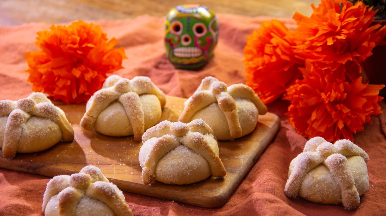 Galletas de pan de muerto ¡muy fáciles de hacer y deliciosas!