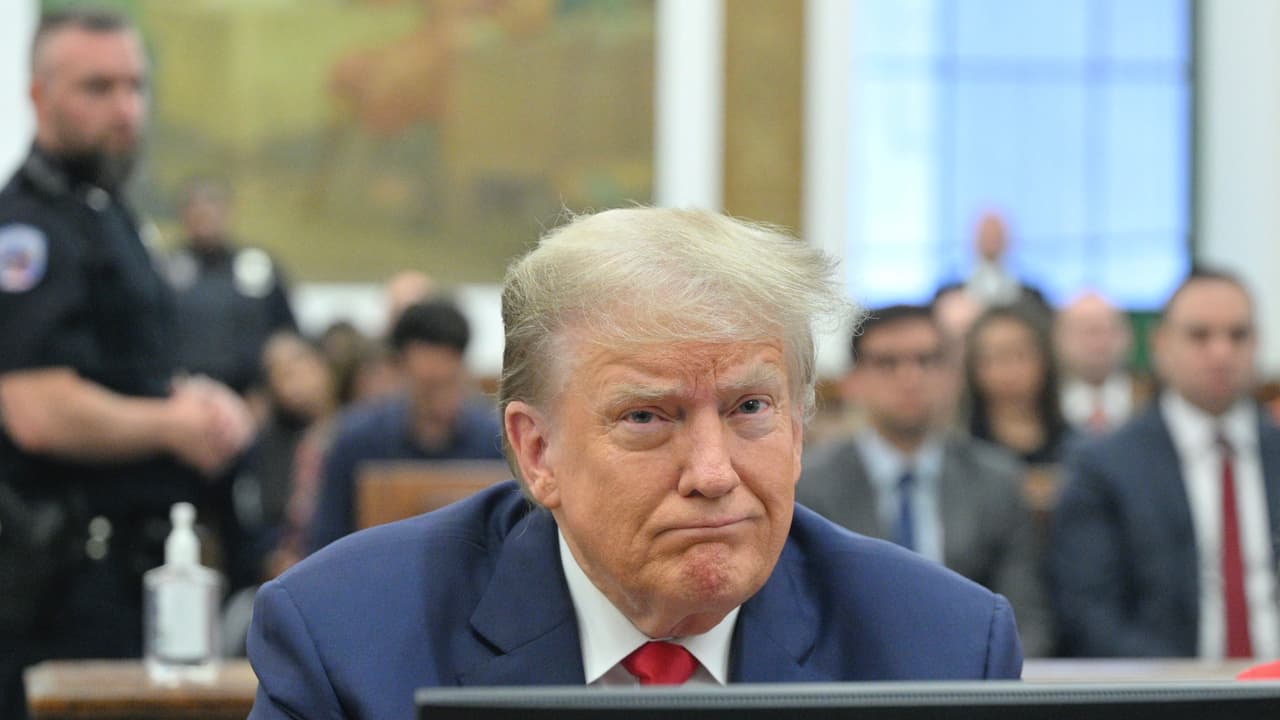 Trump se indignó por la falta de un jurado en su juicio civil, pero se le olvidó un detalle clave