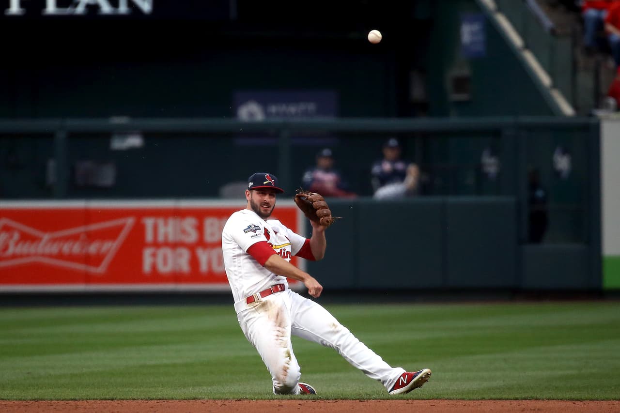Los Braves vienen de atrás en la novena para remontar a los Cardinals 3-1.