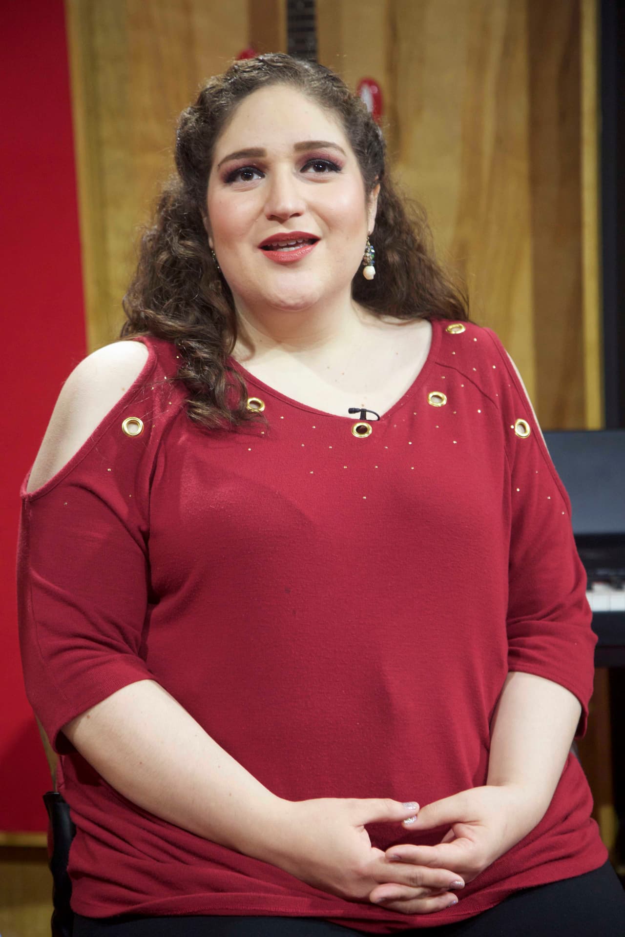 Su abuela paterna le heredó el gusto por la música regional mexicana.