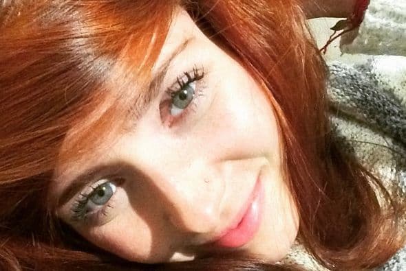 En "Llena de Amor" también participan actores como César Évora y Altair Jarabo.