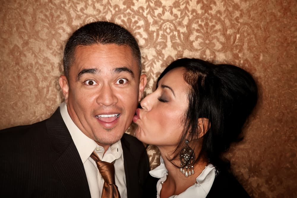 Para ti es importante unirte a alguien que piense como tú, que eche adelante, que tenga acción, que tenga una manera de proceder directa y energética.