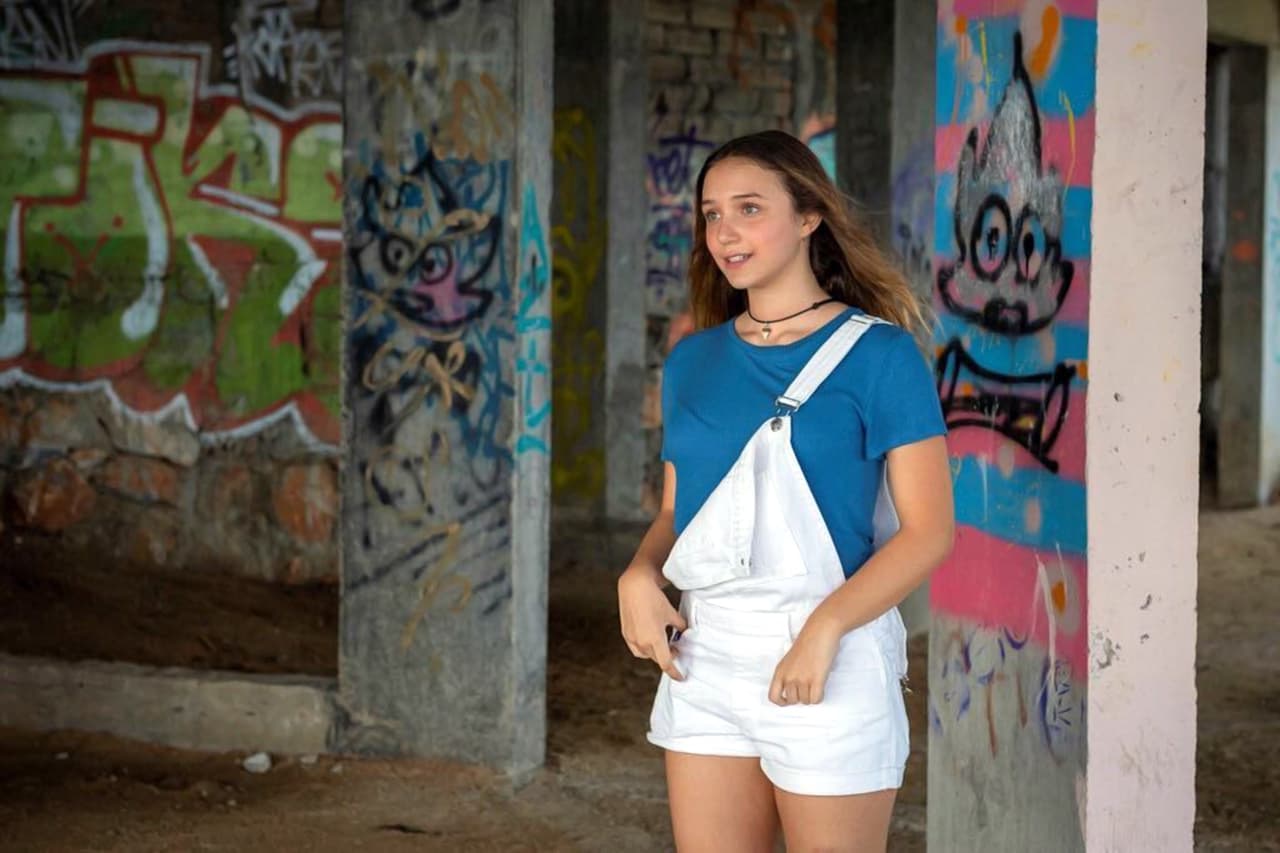 Desde que sus padres supieron del interés que su hija tiene por hacer una carrera artística no dudaron en apoyarla.