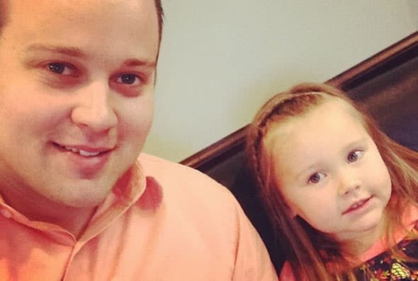 Ahora que salió el escándalo, Josh Duggar ha renunciado a su trabajo.