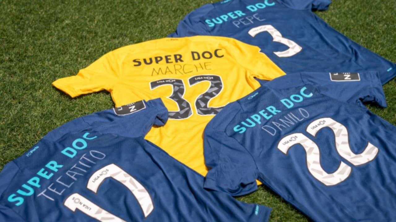 Porto y 'Tecatito' Corona harán homenaje por lucha al COVID-19