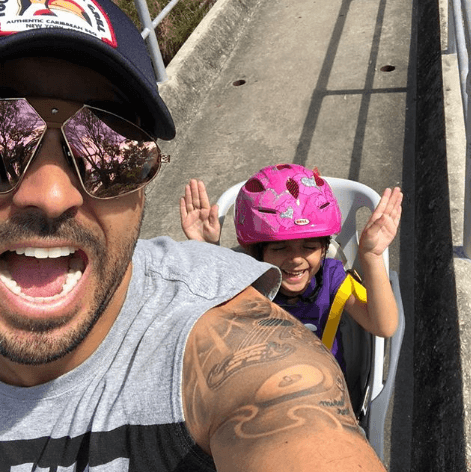 El cantante también admitió que tras el nacimiento de su primogénita "ya no es tan fácil hacer las maletas para irme de gira".