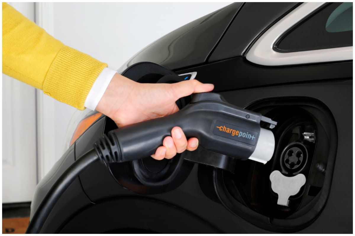 Si eres propietario de un vehículo eléctrico esta información es muy importante para ti, ya que algunas estaciones de carga no cobrarán por el servicio.