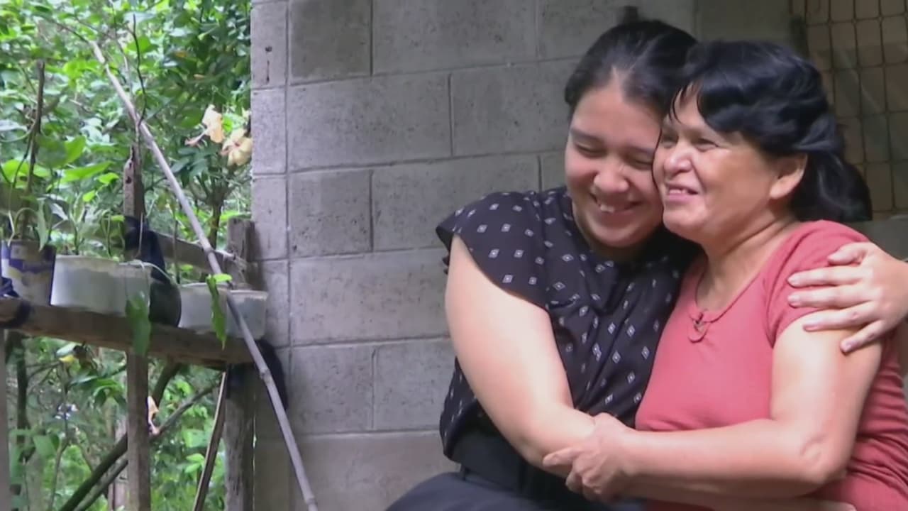 Una madre y su hija tratan de recuperar el tiempo que estuvieron separadas a la fuerza