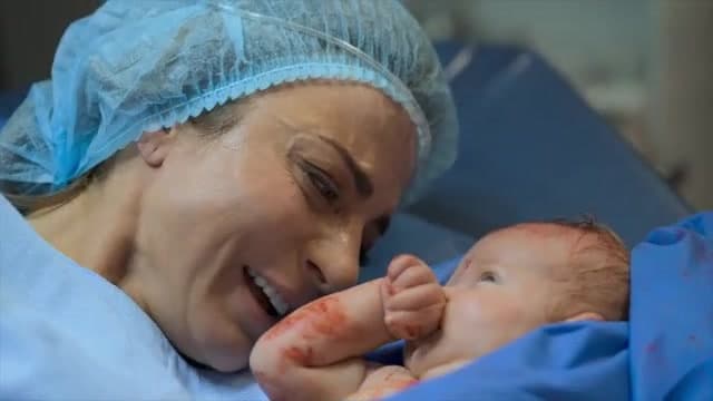 Sofía da a luz a una hermosa bebé