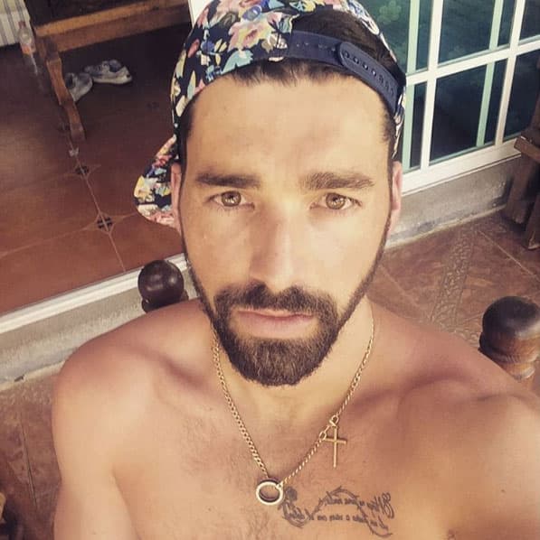 Con tan sólo 27 años es todo un rompecorazones y no dudamos ni tantito por qué.