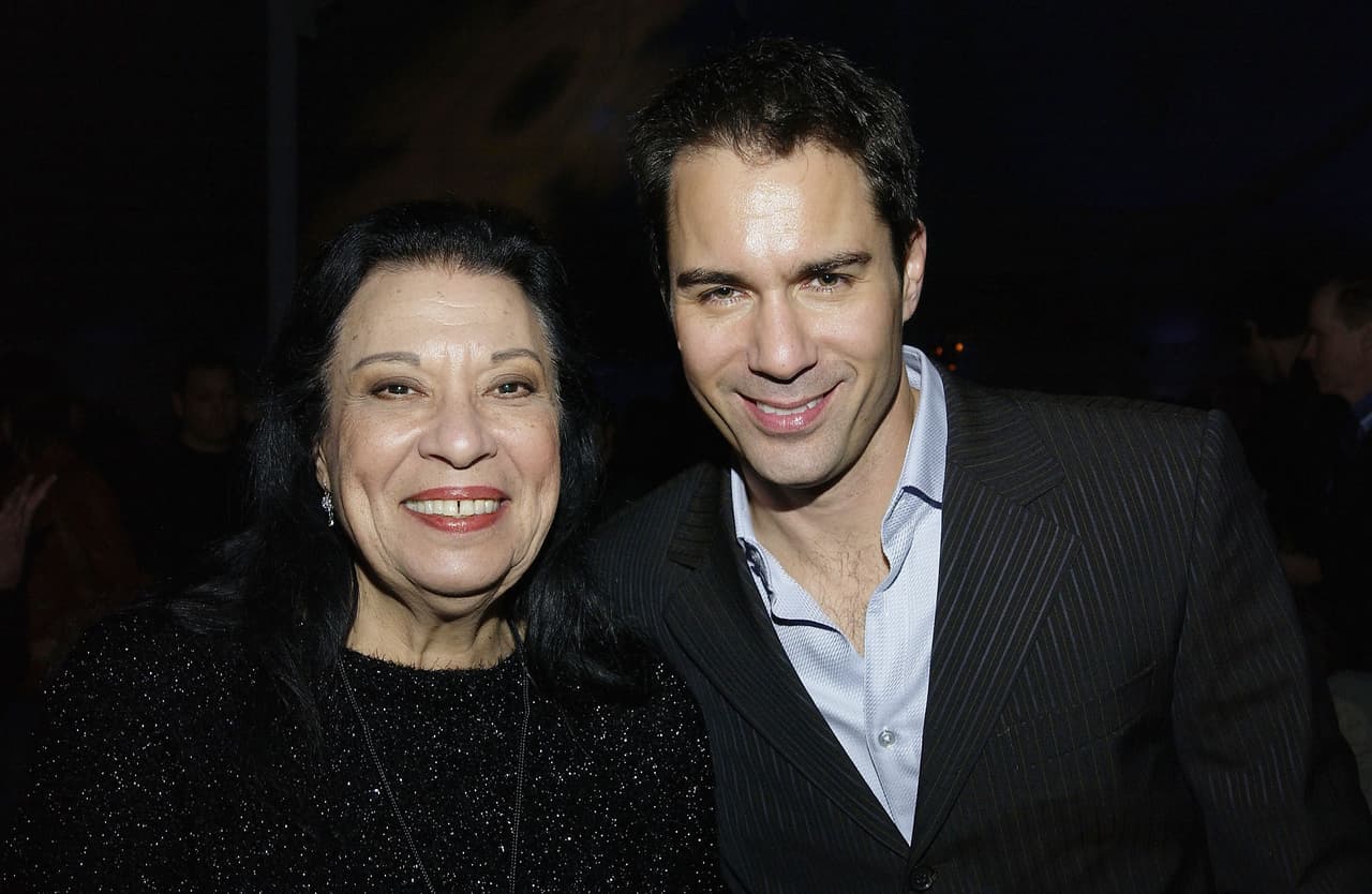 Aunque Morrison era una veterana figura
<b> </b>en el mundo del entretenimiento, actuando en cerca de 150 series de televisión y más de 60 obras de teatro, fue interpretando a 'Rosario Salazar' que conquistó a muchos de sus seguidores.