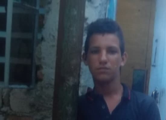 Arrestan a tres por intentar abordar avión en Cuba