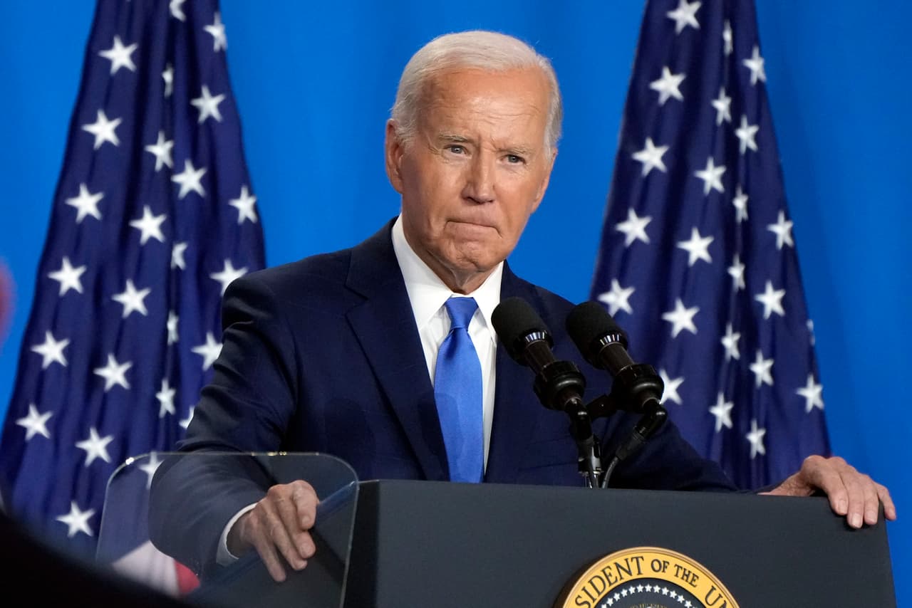 Biden desiste de buscar la reelección y apoya a su vicepresidenta Harris como la candidata demócrata