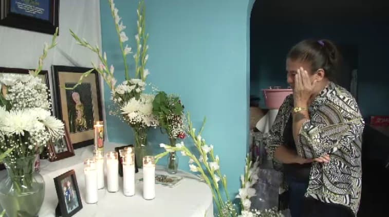 "Yo me siente destrozada. Yo pa' todo era mi rey, mi rey”, dijo la abuela de Darwin, quien montó un pequeño altar con fotos del niño.