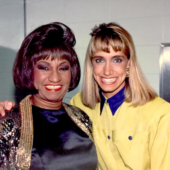 No podemos dejar de recordar su sincera amistad con la 'reina de Cuba’, la fallecida Celia Cruz.