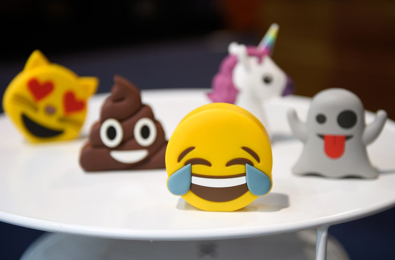 Organizaciones como 'Emojination' trabajan para que haya cada vez emojis más incluyentes y diversos.