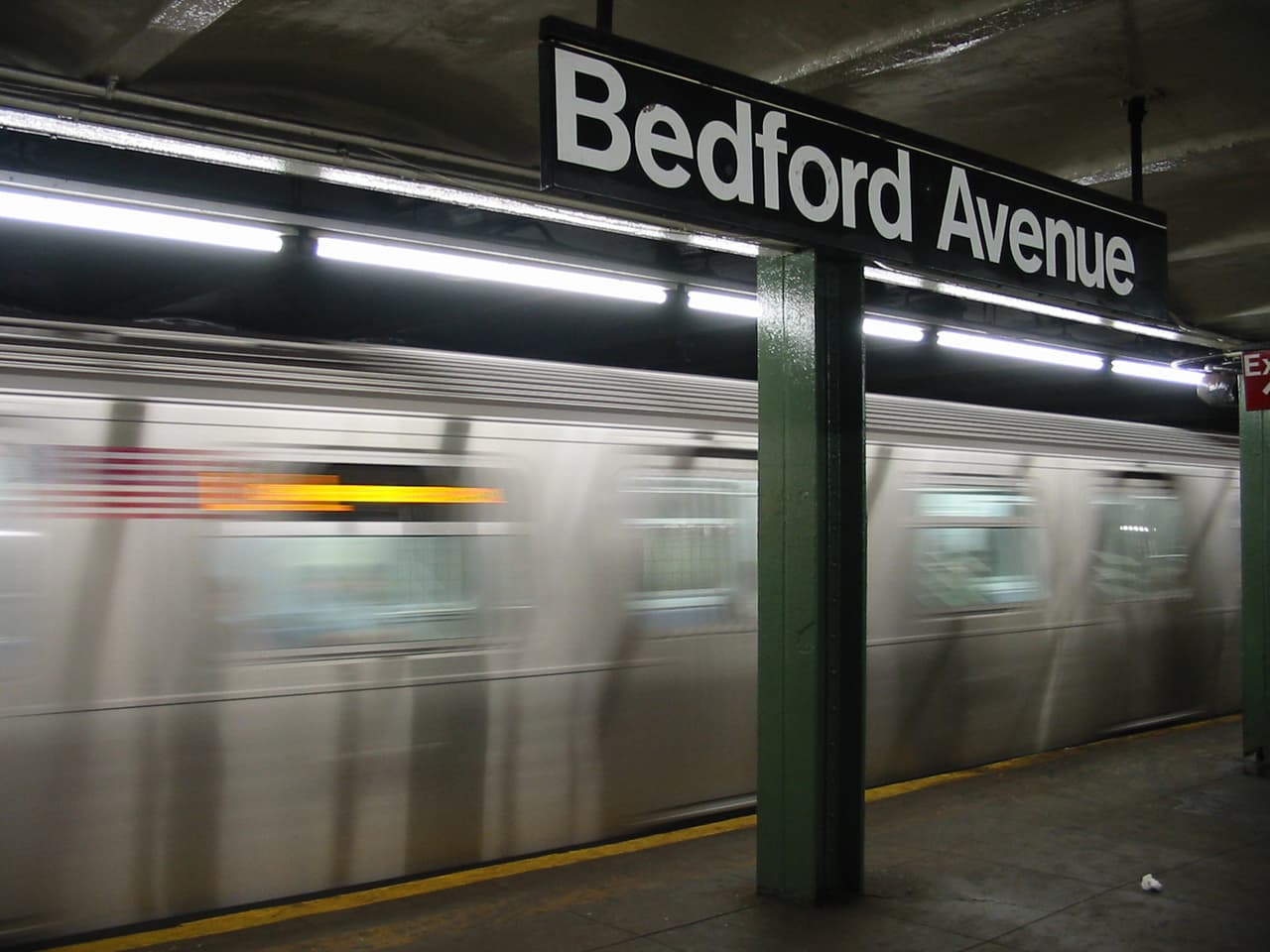 Completan reparaciones a la línea del tren L, meses antes de lo previsto
