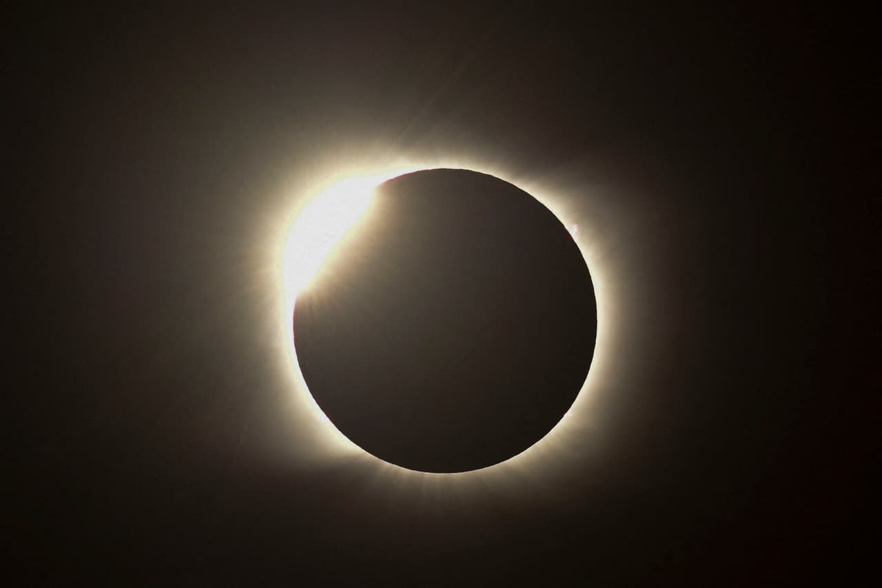 Durante el eclipse solar del próximo 8 de abril, el efecto Purkinje se podrá observar claramente.