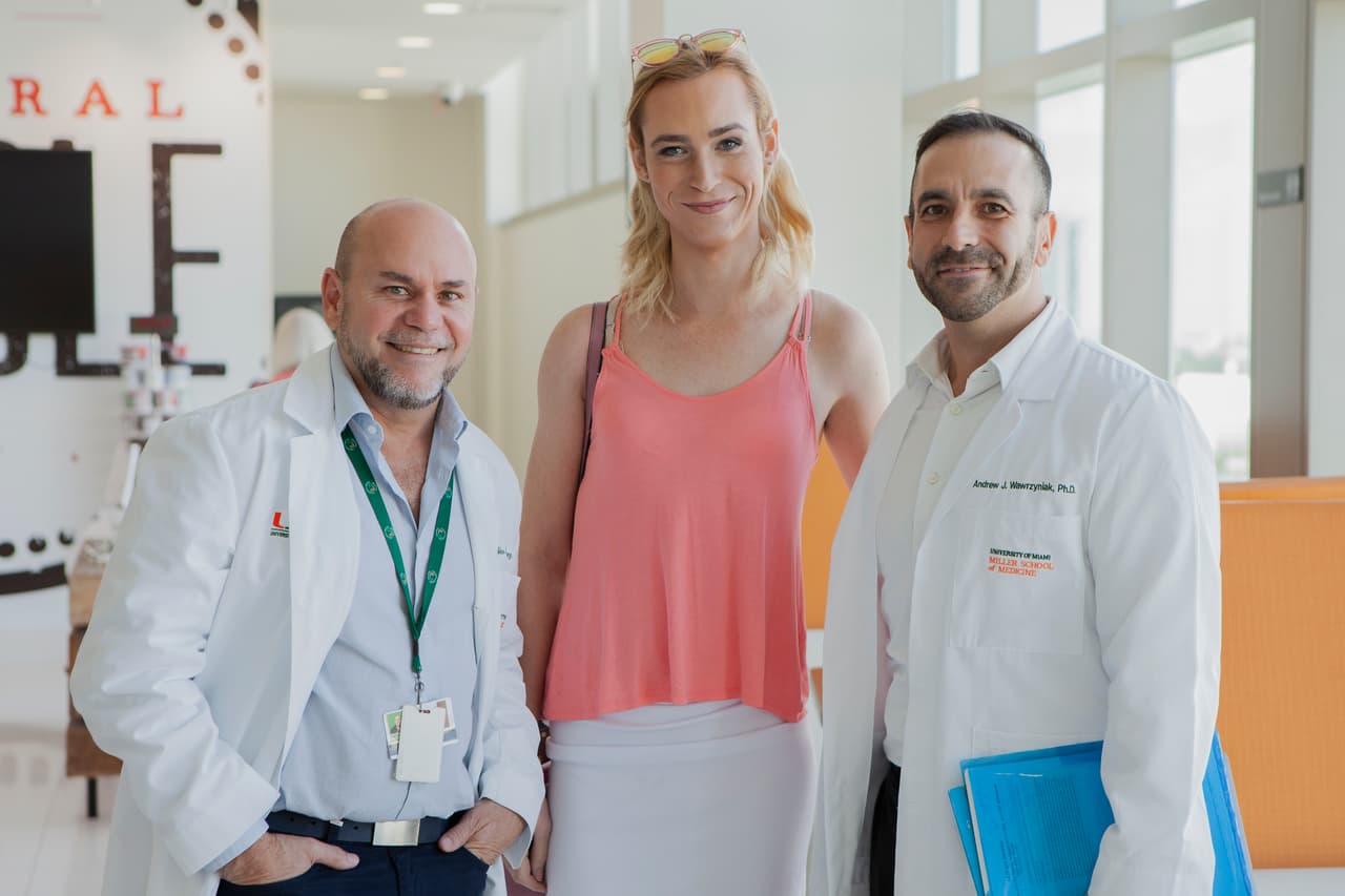 Las mujeres transgénero tienen mayores índices de VIH: un estudio busca descubrir el porqué