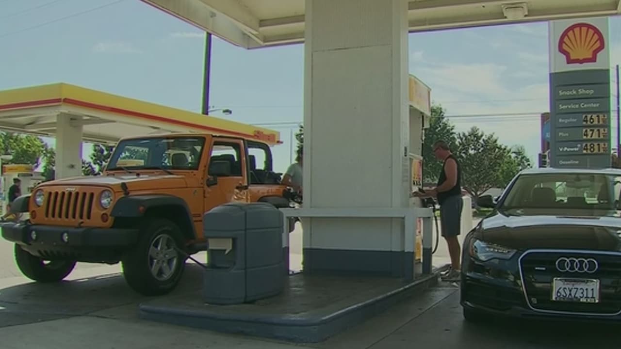 Gasolina sube por vigésimo cuarto día seguido y alcanza su nivel más alto desde 2022