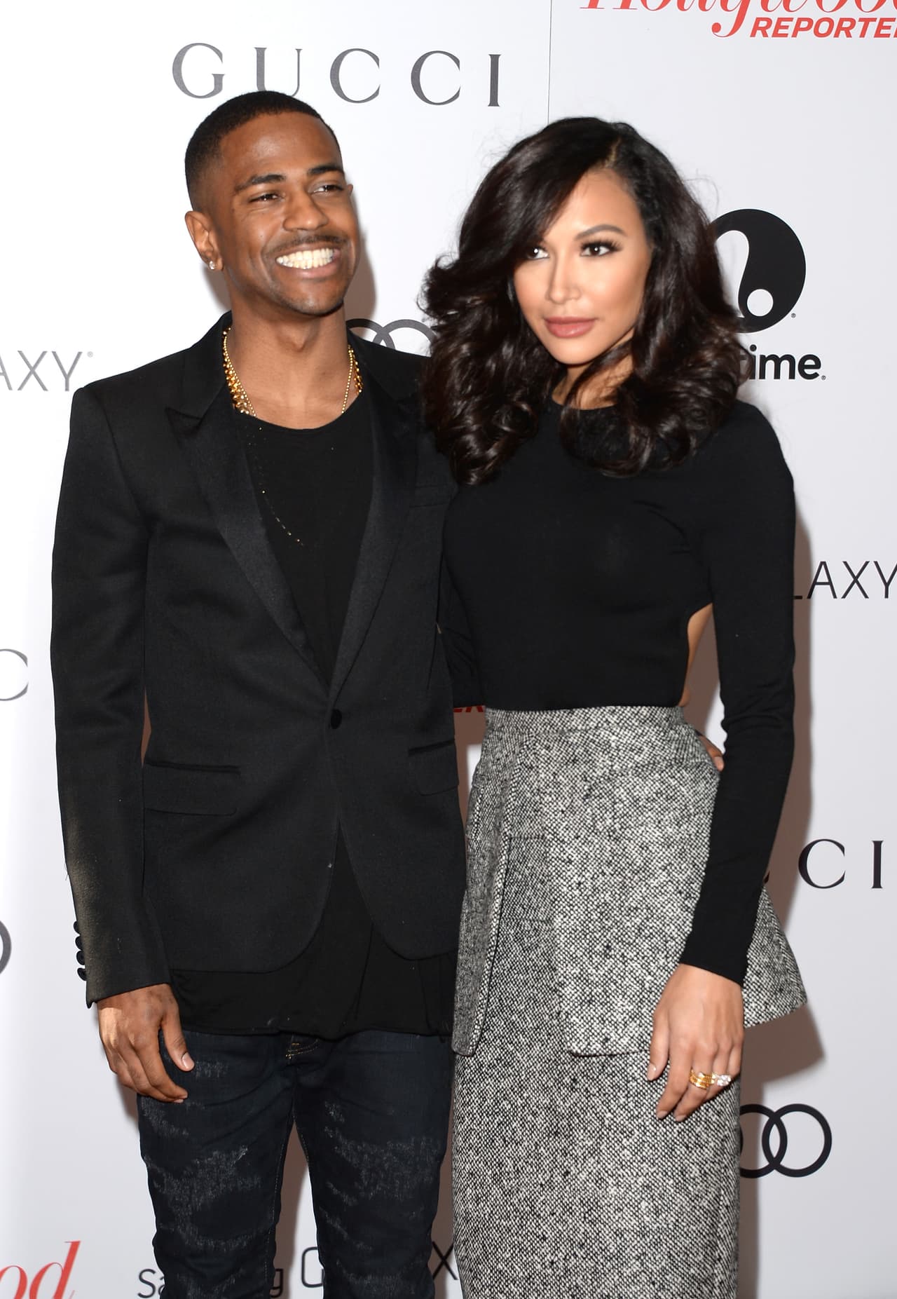 Ella insinuó que lo había sorprendido engañándola con la cantante 
<b><a href="https://www.univision.com/famosos/ariana-grande-regalo-entre-500-y-1-500-dolares-a-fans-con-problemas-economicos-por-el-coronavirus-fotos" target="_blank">Ariana Grande</a></b>, según una reseña del 
<b><a href="https://www.dailymail.co.uk/news/article-8505089/Naya-Rivera-missing-presumed-dead-four-year-old-son-boat.html" target="_blank">Daily Mail. </a></b>
<br>