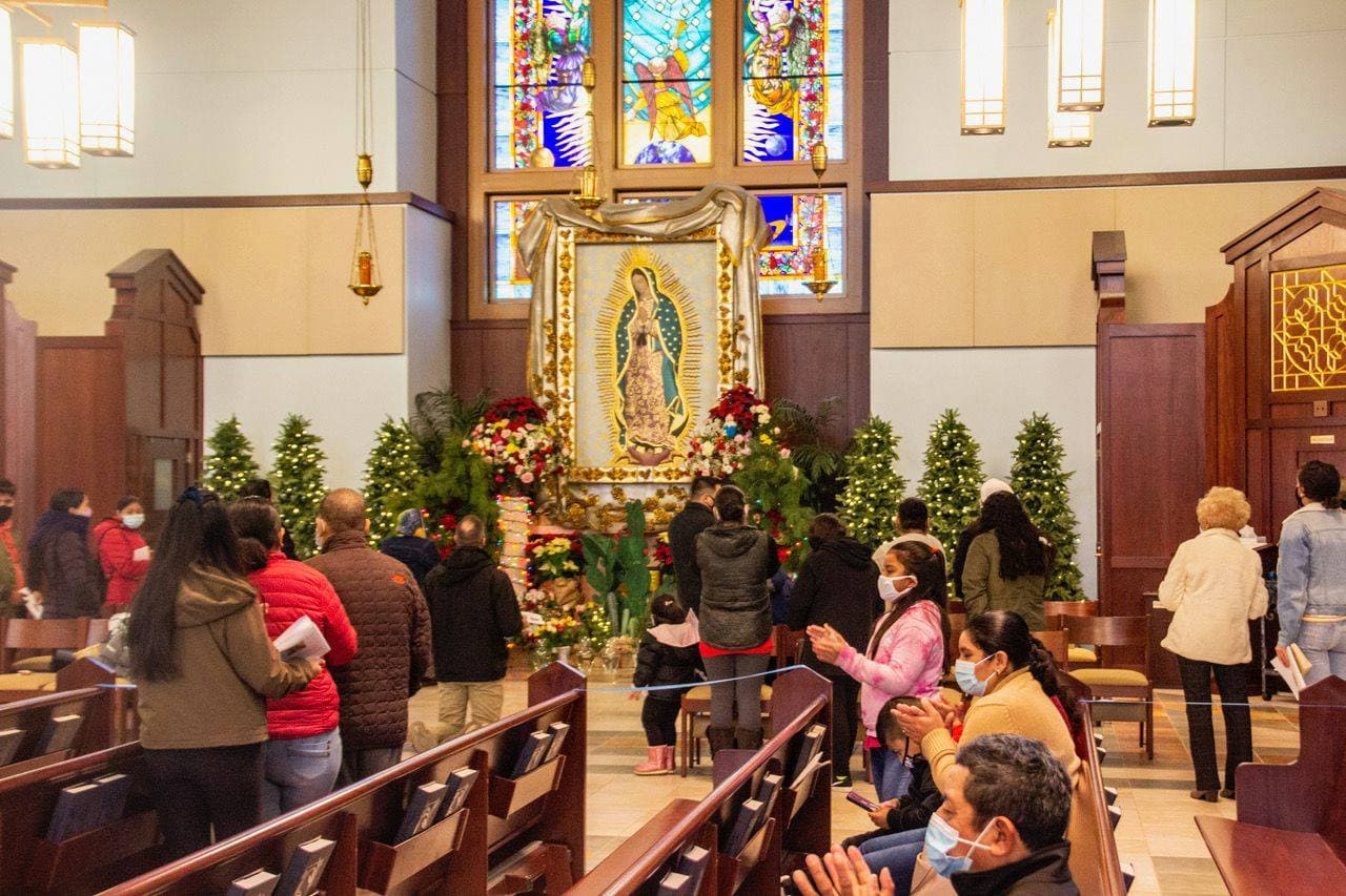 <b><a href="https://www.olguadalupe.org/events" target="_blank">Our Lady of Guadalupe Feast Day (12 de diciembre)</a></b>: Se realizará un rosario y una misa en español a partir de las 4:30 pm en Our Lady of Guadalupe Church.
