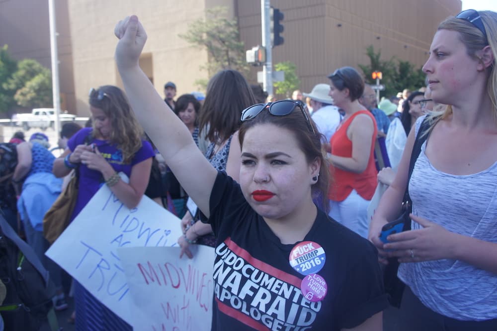 En Nuevo Mexico, el 47% de la población es de origen hispano y 4.3% son inmigrantes indocumentados