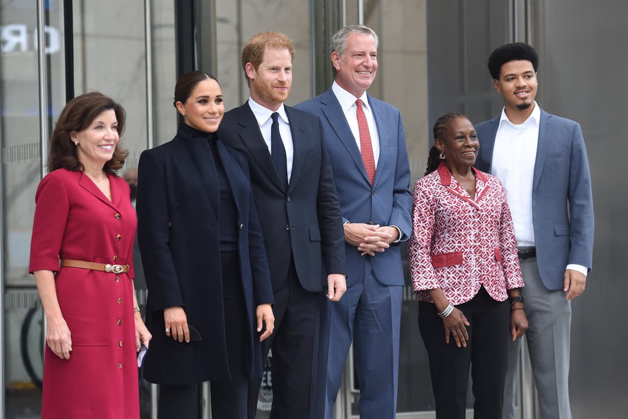 El príncipe Harry y Meghan Markle están en NYC: su primera parada fue el Observatorio One World
