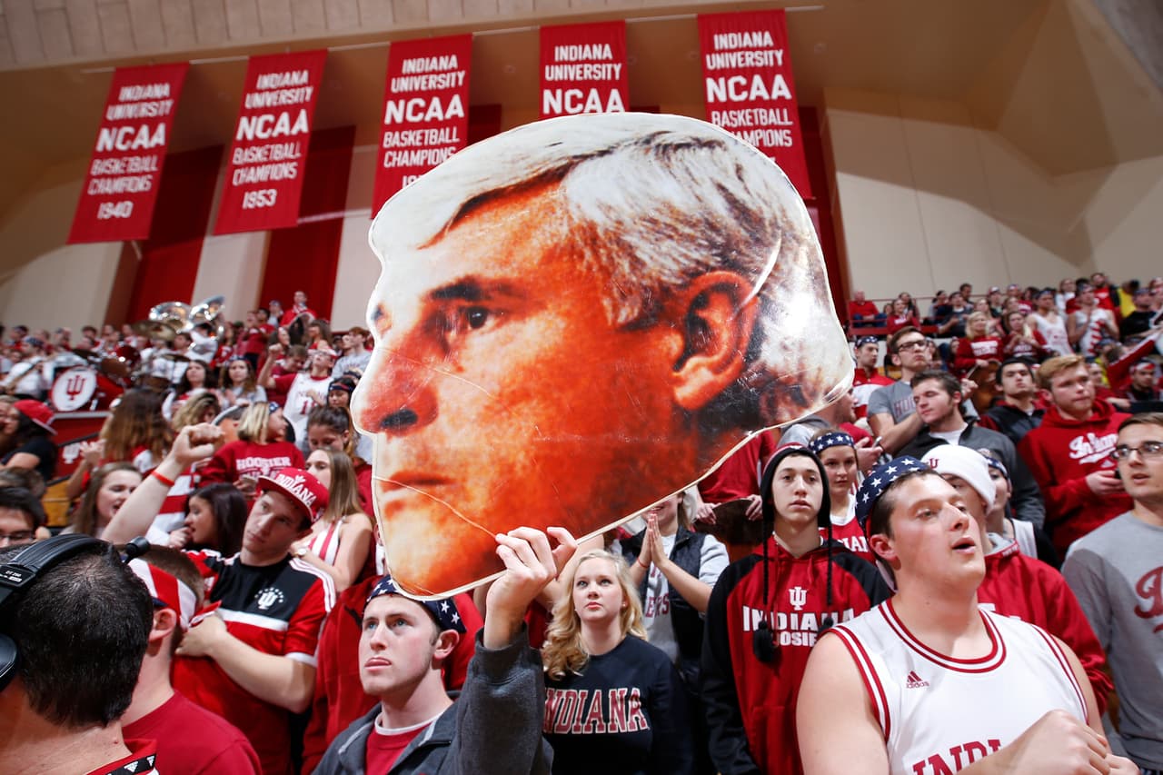 ¿Cuál apoyo será mejor para ganar Indiana, el del entrenador Knight o el del gobernador Pence?