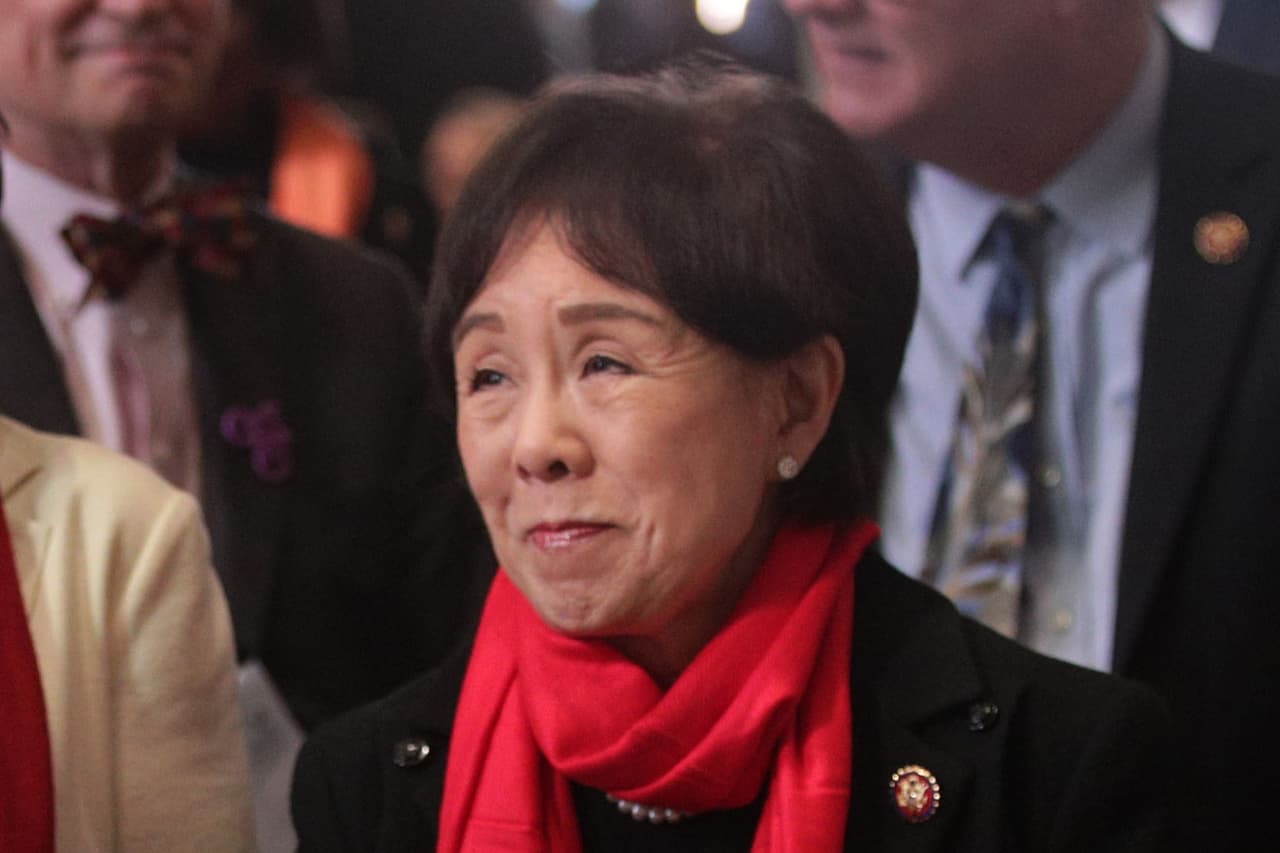 La ceremonia virtual de la boda de la congresista Doris Matsui y el multimillonario Rogert Sant