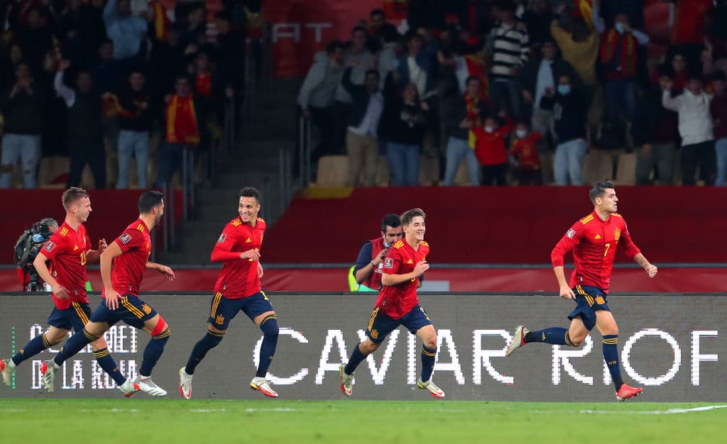 Con gol agónico de Alvaro Morata al 86', España derrotó a Suecia por la mínima y consiguen su clasificación a Qatar 2022. Mientras que la escuadra de Zlatan Ibrahimovic irá al repechaje.