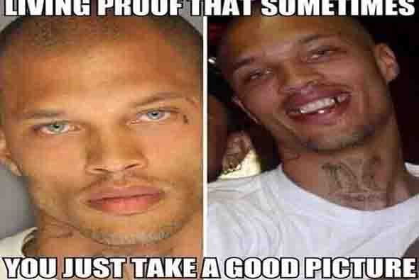 Aunque no todo en las redes sociales ha sido a su favor, como esta foto que dice que no sólo se trata de mostrar los lados buenos.