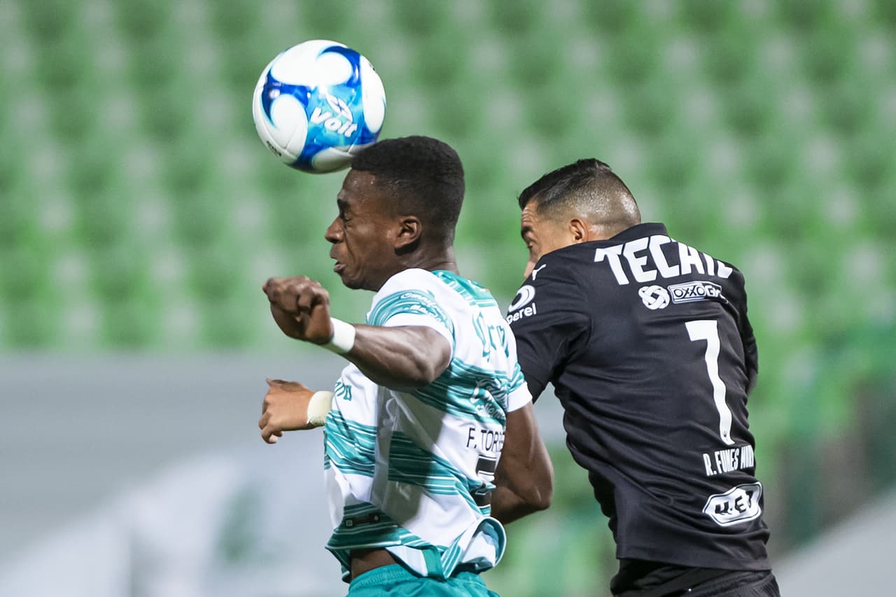 Con gol de Matheus Dória al 60', Santos vence 1-0 a Monterrey y se situan en la cuarta posición con 12 unidades. Los Rayados se quedan en la quinta plaza con 10 puntos, aunque al los regios les falta jugar un partido para igualar a los demás equipos.