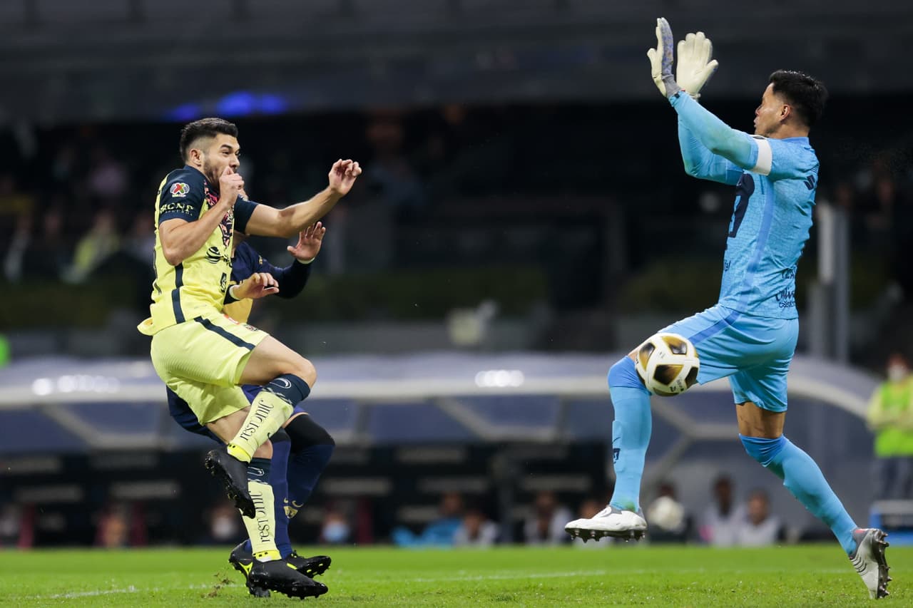 Con un auténtico juegazo de Alan Mozo, quien puso tres asistencias, además de los goles de Corozo y Meritao, Pumas fue mucho mejor que el América y lo eliminó en los Cuartos de Final del Grita México A21.