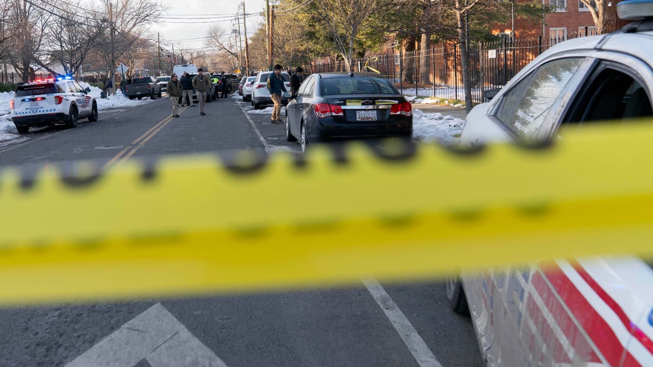 Dispara a su exnovia y a otro hombre; muere sospechoso de caso de violencia doméstica en DC